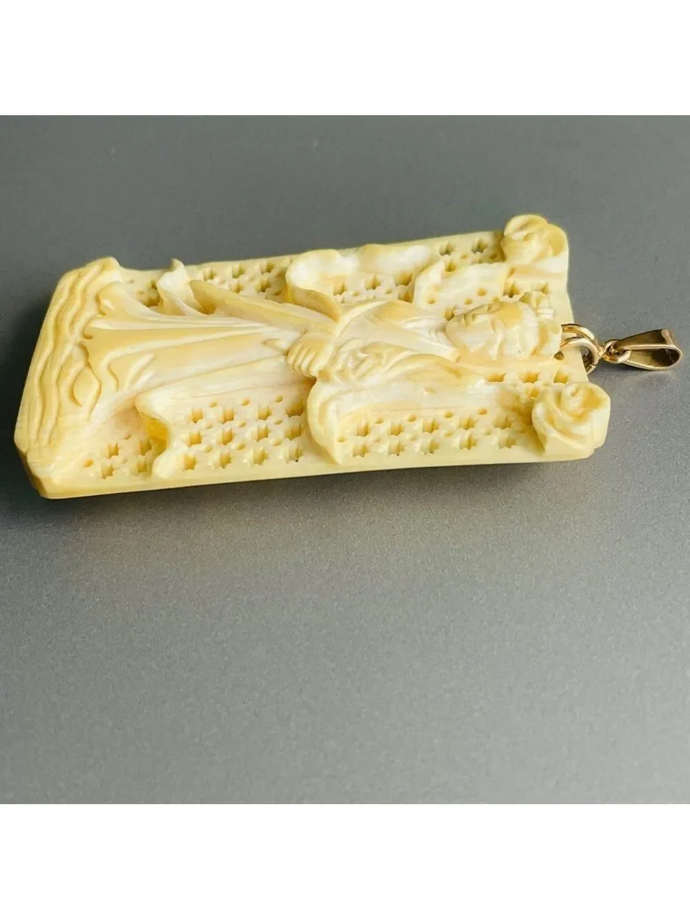 18k Gold Antique Geisha Asian Woman Kimono Carved Bone Detailed Pendant …